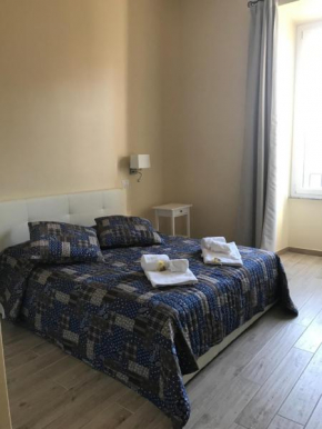Гостиница Serventi Longhi Rooms  Рим